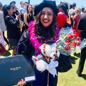 Meet your Posher, Ginsey